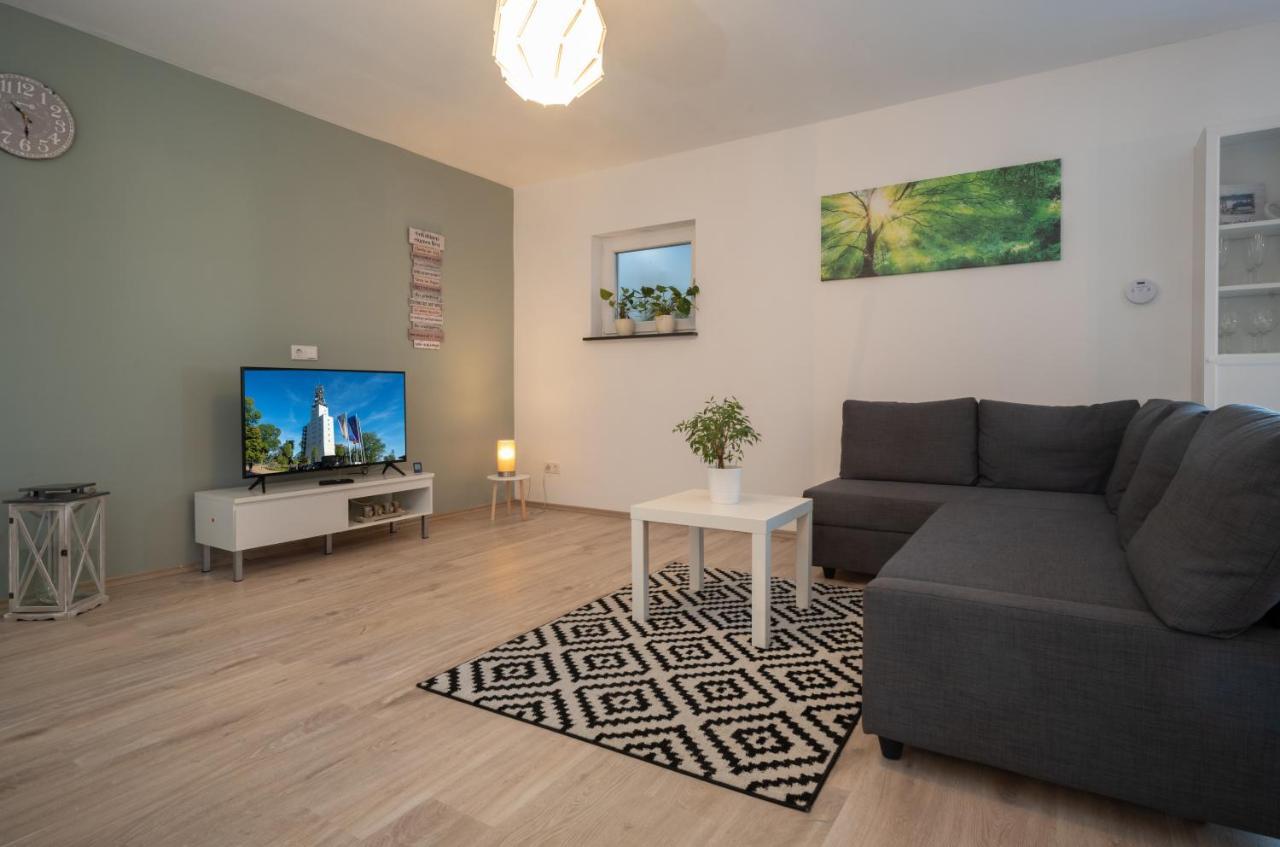 Ferienwohnung Auf Villa Hendschhof Sankt Wendel Exterior foto
